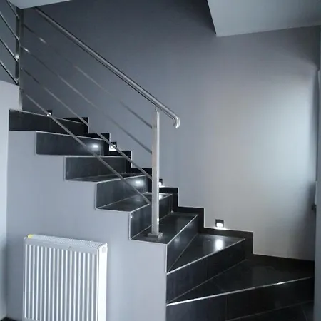 Cheap Hostel 2 אכסניה