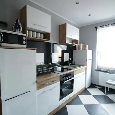 אכסניה Cheap Hostel 2 *
